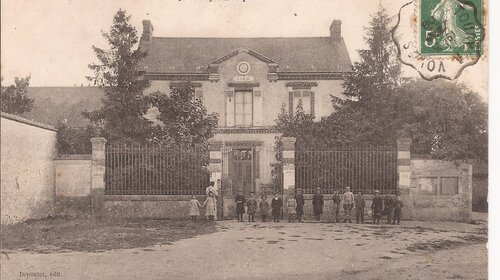 Les écoles -  la mairie