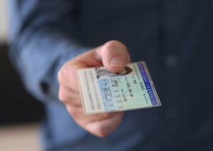 Papiers identité et carte grise